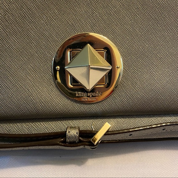 Kate Spade | Newbury Lane Metallic Grey Cross Body - Picture 2 of 5